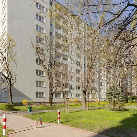 Апартаменты Aleja Jana Pawla Ii By Renters *